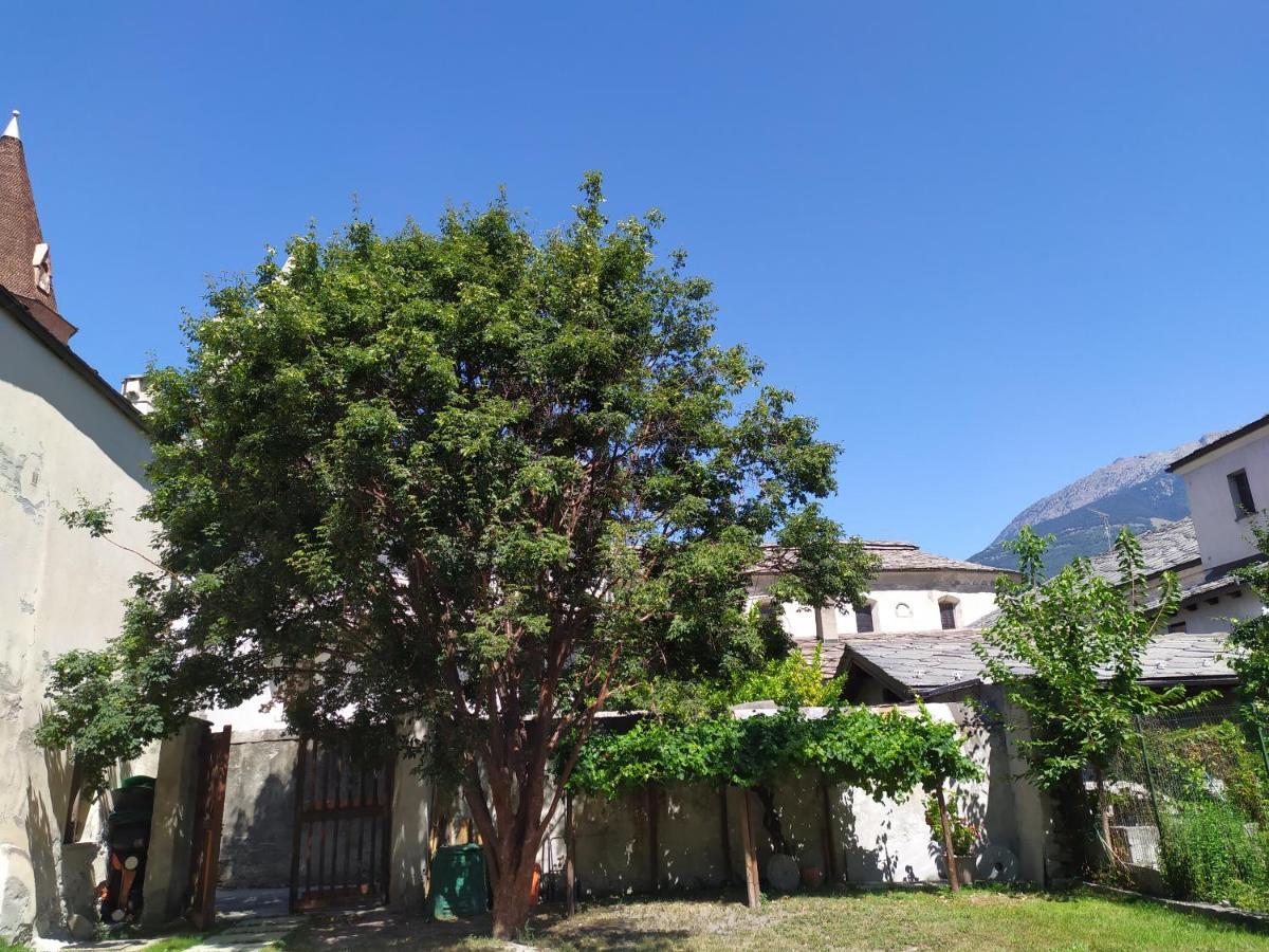 Maison Soleil - Mansarda Aosta Exterior photo